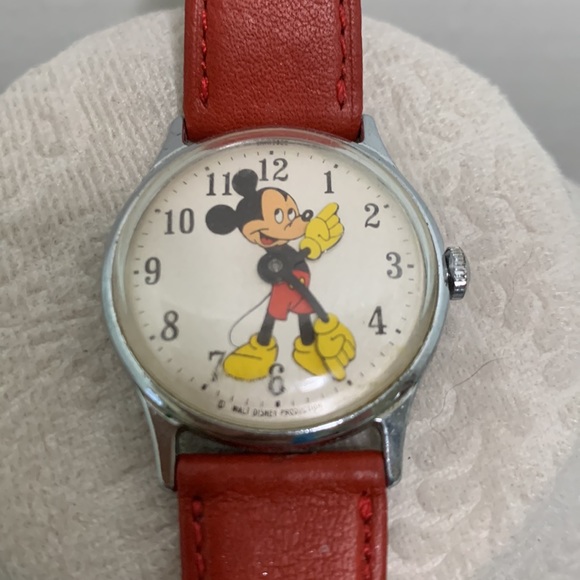 Authentic Mickey Mouse Watch - Picture 2 of 8